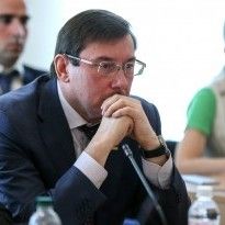 Луценко пожаловался, что НАБУ отказывается принимать десятки дел ГПУ
