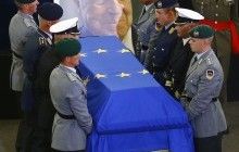 У Страсбурзі прощаються з екс-канцлером Німеччини Гельмутом Колем (фоторепортаж)
