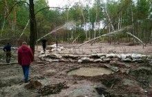 На Житомирщине правоохранители обнаружили самодельную плотину копателей янтаря (фото)