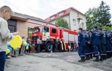 Рятувальники у Підгайцях отримали новий пожежний автомобіль та спецобладнання