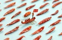 Японский художник создает миниатюры из бытовых вещей и продуктов (видео)