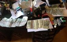 В Киеве разоблачили схему хищения более 113 миллионов вагоноремонтного завода (фото, видео)