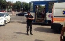В Запорожье мужчина после конфликта в трамвае устроил стрельбу на остановке (фото, видео)