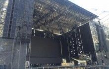 Depeche Mode у Києві: початок концерту затримується, на вході в "Олімпійський" величезні черги (фото, відео)