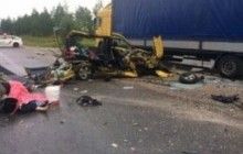 В аварії на Житомирщині загинули брат і сестра, а їх батька з травмами доставлено до лікарні