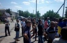 Столкновения активистов с полицией у суда в Одесской области: задержаны 11 человек