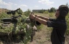 Доба в АТО: 15 обстрілів, один український військовий загинув, підірвавшись на вибуховому пристрої