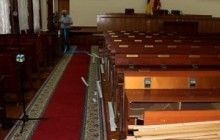 У Житомирській облраді почали демонтаж системи для голосування для заміни на нову