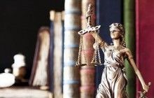 Календар подій: Революція на граніті, День захисника України, історії «Білого дому» і найбільш знаменитого пивного фестивалю