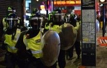 "Жизни черных важны": в Лондоне протесты после смерти чернокожего парня переросли в стычки с полицией (фото, видео)