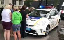 В Киеве на Оболони бытовой конфликт закончился массовой дракой, есть пострадавшие (видео)