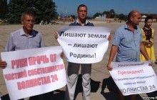 Переехавшие в Крым после аннексии россияне жалуются на произвол местных чиновников (фото)