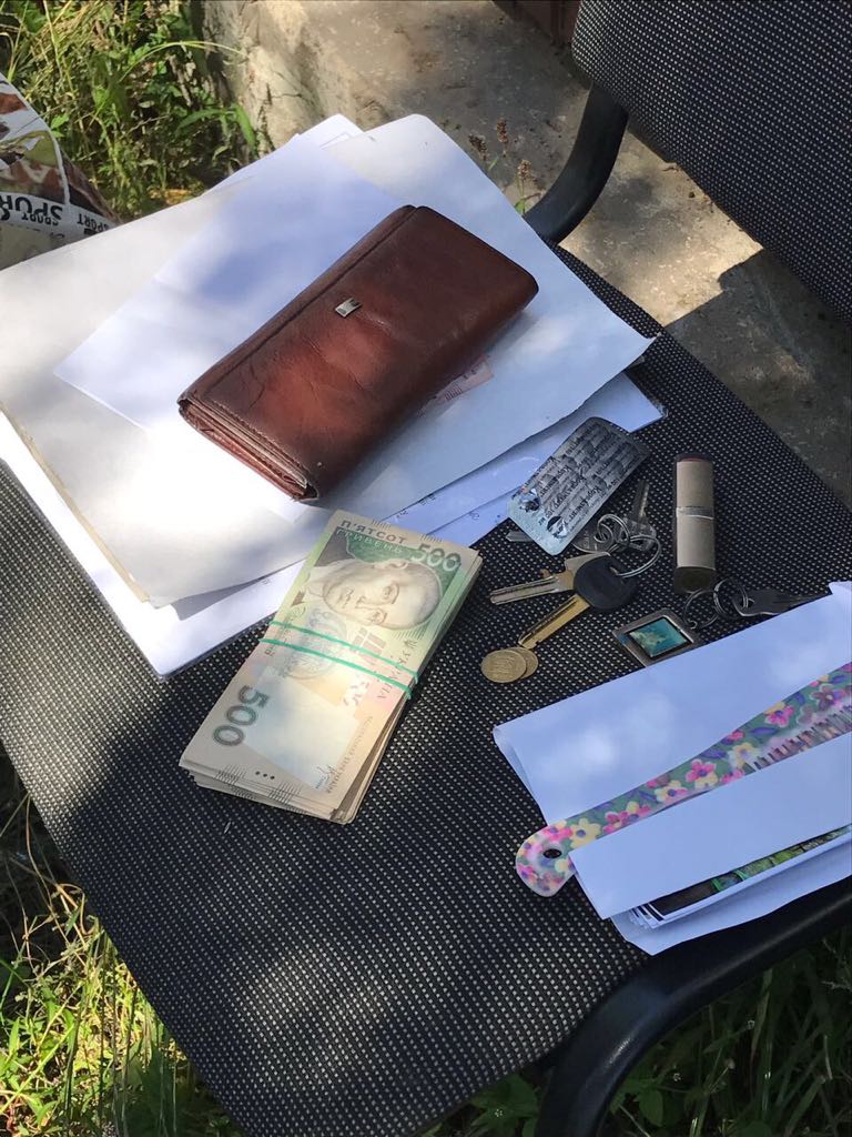 На Житомирщине на взятке задержали председателя сельсовета, которая требовала деньги за выделение земли На Житомирщине на взятке задержали председателя сельсовета, которая требовала деньги за выделение земли