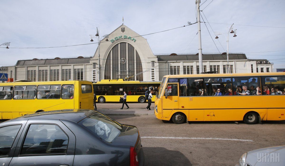 В Киеве подорожает проезд в маршрутках \ фото УНИАН