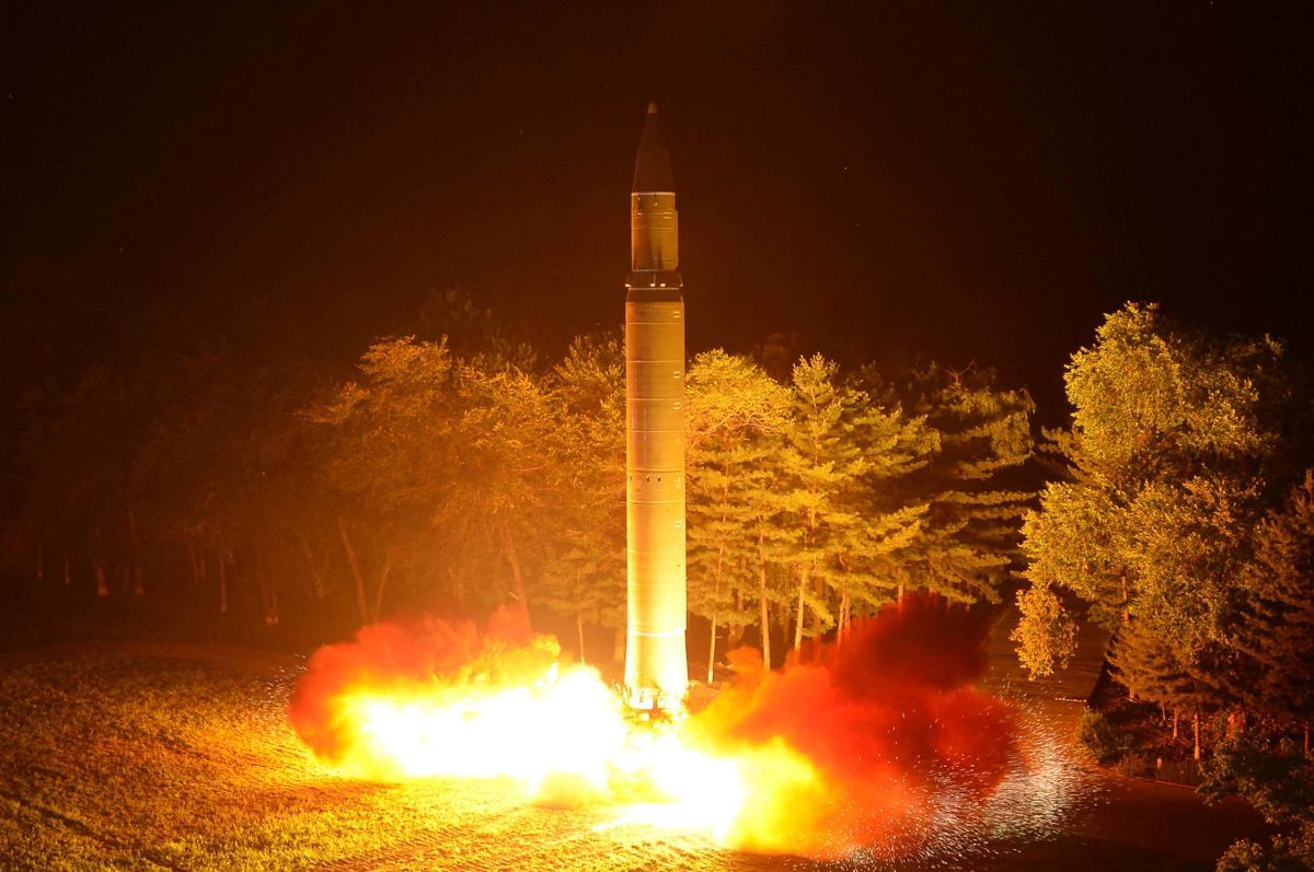 Запуск МБР Hwasong-14 / REUTERS