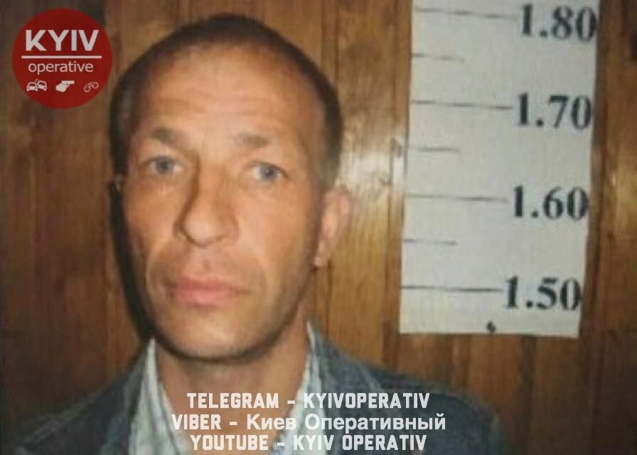 Всего человек имел три гранаты / фото facebook.com/KyivOperativ Всего человек имел три гранаты / фото facebook.com/KyivOperativ