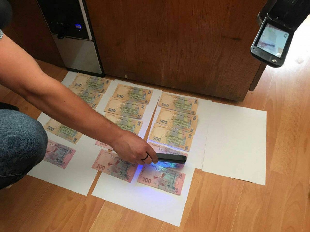 Жінка вимагала 6 тисяч гривень / прокуратура Тернопільскої області Жінка вимагала 6 тисяч гривень / прокуратура Тернопільскої області