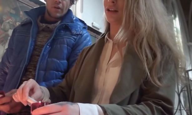 Голландская прокуратура не сочла съемку секс-видео в церкви преступлением / Кадр из видео via mirror.co.uk Голландская прокуратура не сочла съемку секс-видео в церкви преступлением / Кадр из видео via mirror.co.uk