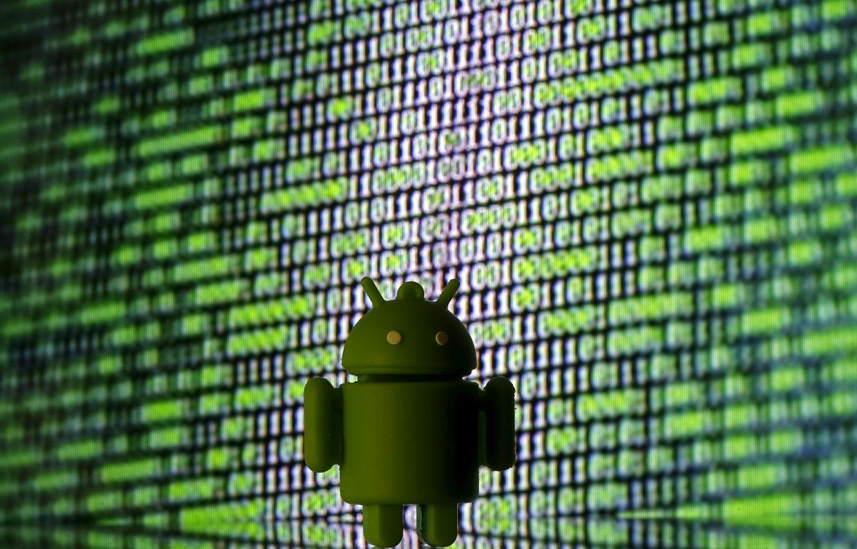 За май-август 2022 года выросло количество угроз для Android и число фишинговых писем на тему доставки / фото REUTERS