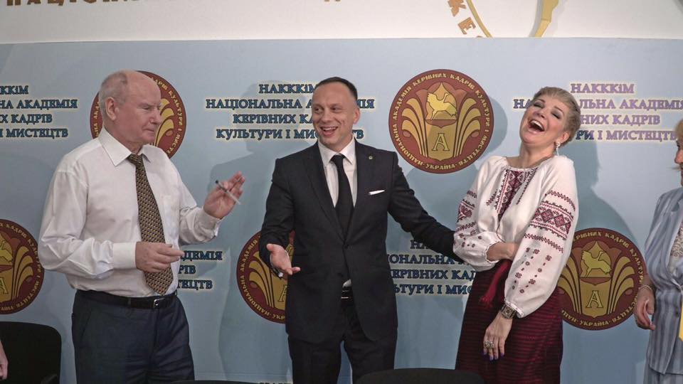 Максакова вже підписала контракт / фото facebook.com/maria.maksakova Максакова вже підписала контракт / фото facebook.com/maria.maksakova