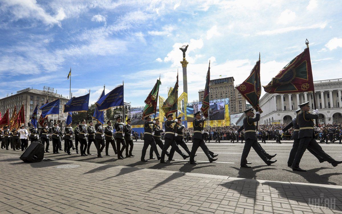 Граждане Украины смогли полюбоваться многочисленными представителями ВСУ / фото УНИАН