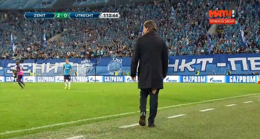 Манчіні провів кінцівку матчу в рваних штанях / matchtv.ru Манчіні провів кінцівку матчу в рваних штанях / matchtv.ru