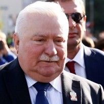 Экс-президент Польши заявил, что в стране процветает фашизм