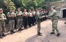 Військовим в зоні АТО ніхто не забороняв відкривати вогонь, коли є загроза життю - Полторак