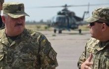 "Ви єдині, хто має реальний бойовий досвід проти ворога": генерал США відвідав бійців поблизу Маріуполя (фото)