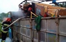 На Тернопільщині загорівся автомобіль, який перевозив атракціон (фото)