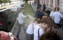 У Санкт-Петербурзі напали на учасників ЛГБТ-маршу, застосували перцевий газ