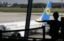 У "Борисполі" приземлився перший літак з українськими туристами з Китаю