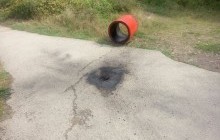 В Ивано-Франковске под пешеходный мост на городском пляже заложили взрывчатку (фото)