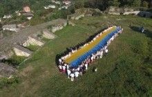 Зняте на Тернопільщині відео в рамках акції "Селфі з прапором" стало заставкою сторінки МЗС у Фейсбуці