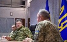Порошенко прибыл в Краматорск и провел совещание по ситуации в зоне АТО