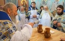 У Вінниці Предстоятель УПЦ освятив храм і православну школу
