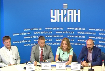 "В Україні вперше запускають торги поставними ф’ючерсними контрактами на пшеницю та кукурудзу"