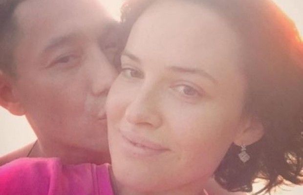 Даша Астаф'єва в Карпатах показала, як вміє позувати на краю прірви (фото)