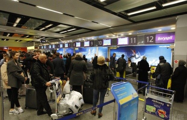 С начала года пассажиропоток через украинские аэропорты вырос почти на 24%