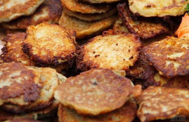 Маршрут поезда «Шостка - Киев-Волынский» продлили ради фестиваля дерунов