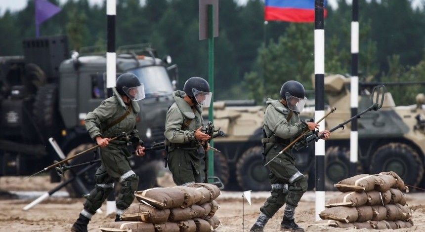 У мережу потрапили супутникові знімки військового табору РФ в окупованому Криму