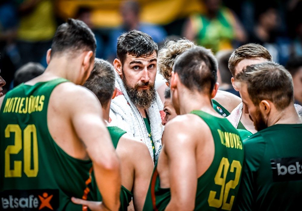 Сборная Литвы крупно обыграла команду Украины / fiba.basketball Сборная Литвы крупно обыграла команду Украины / fiba.basketball