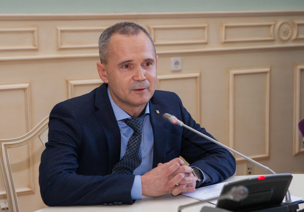 Пліс розповів про чиновника Київради, впійманого на хабарі / фото КМДА Пліс розповів про чиновника Київради, впійманого на хабарі / фото КМДА