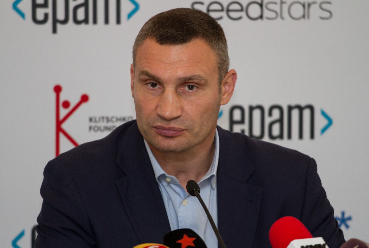 Мер нагадав, що минулого року під час поїздки до міста-побратима Кіото домовився про обмін студентами / фото kievcity.gov.ua Мер нагадав, що минулого року під час поїздки до міста-побратима Кіото домовився про обмін студентами / фото kievcity.gov.ua