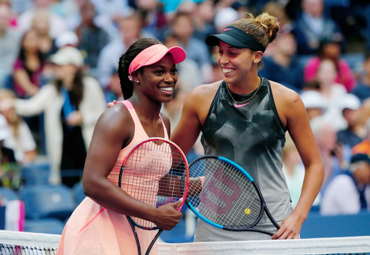 Слоун Стивенс (слева) обыграла в финале US Open Мэдисон Кис / Reuters Слоун Стивенс (слева) обыграла в финале US Open Мэдисон Кис / Reuters