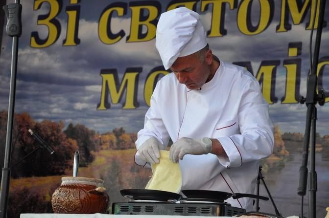 Это уже второй Открытый фестиваль блина в городе / фото oda.zt.gov.ua Это уже второй Открытый фестиваль блина в городе / фото oda.zt.gov.ua