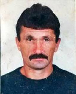 Чоловікові на вигляд 50-55 років, худорлявої статури / фото Чоловікові на вигляд 50-55 років, худорлявої статури / фото