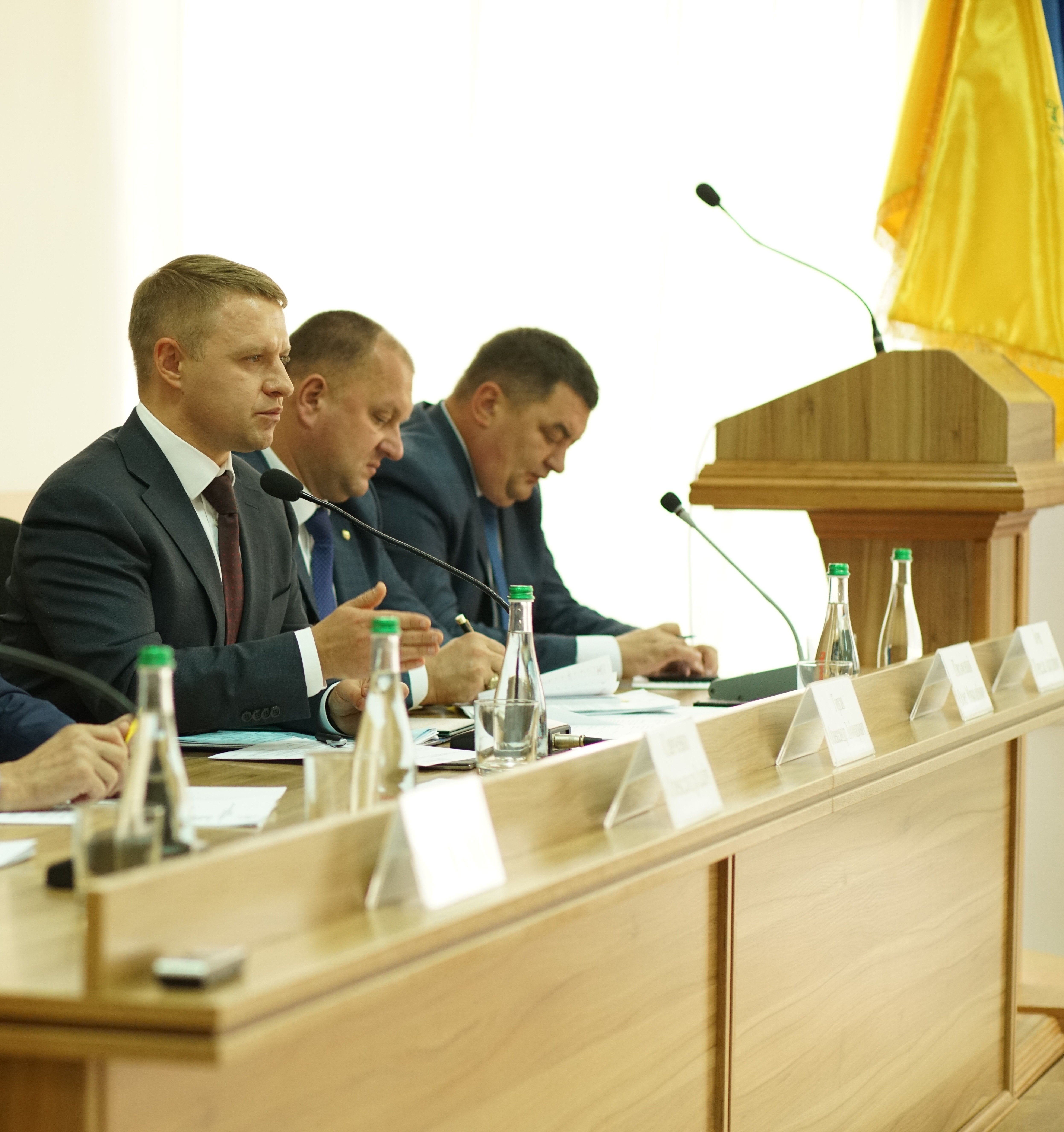 Горган: необхідно збирати позачергову сесію і терміново вирішувати питання дофінансування зарплат вчителям і лікарям Горган: необхідно збирати позачергову сесію і терміново вирішувати питання дофінансування зарплат вчителям і лікарям