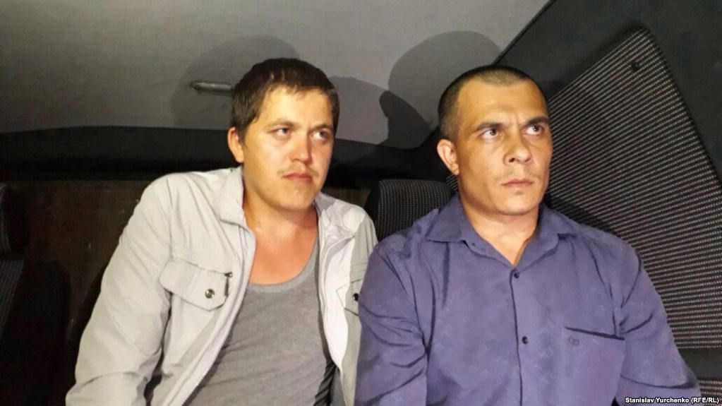 Параламова оглянув лікар / фото ru.krymr.com Параламова оглянув лікар / фото ru.krymr.com