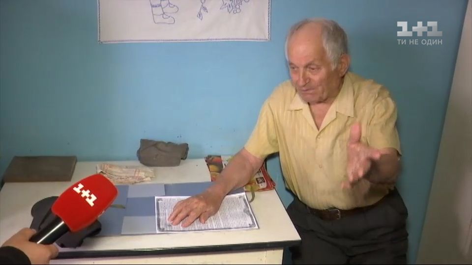 В наглой схеме, которую разоблачили журналисты, продают не молодых и красивых, а старых, одиноких и немощных / Кадр из видео 1+1 В наглой схеме, которую разоблачили журналисты, продают не молодых и красивых, а старых, одиноких и немощных / Кадр из видео 1+1